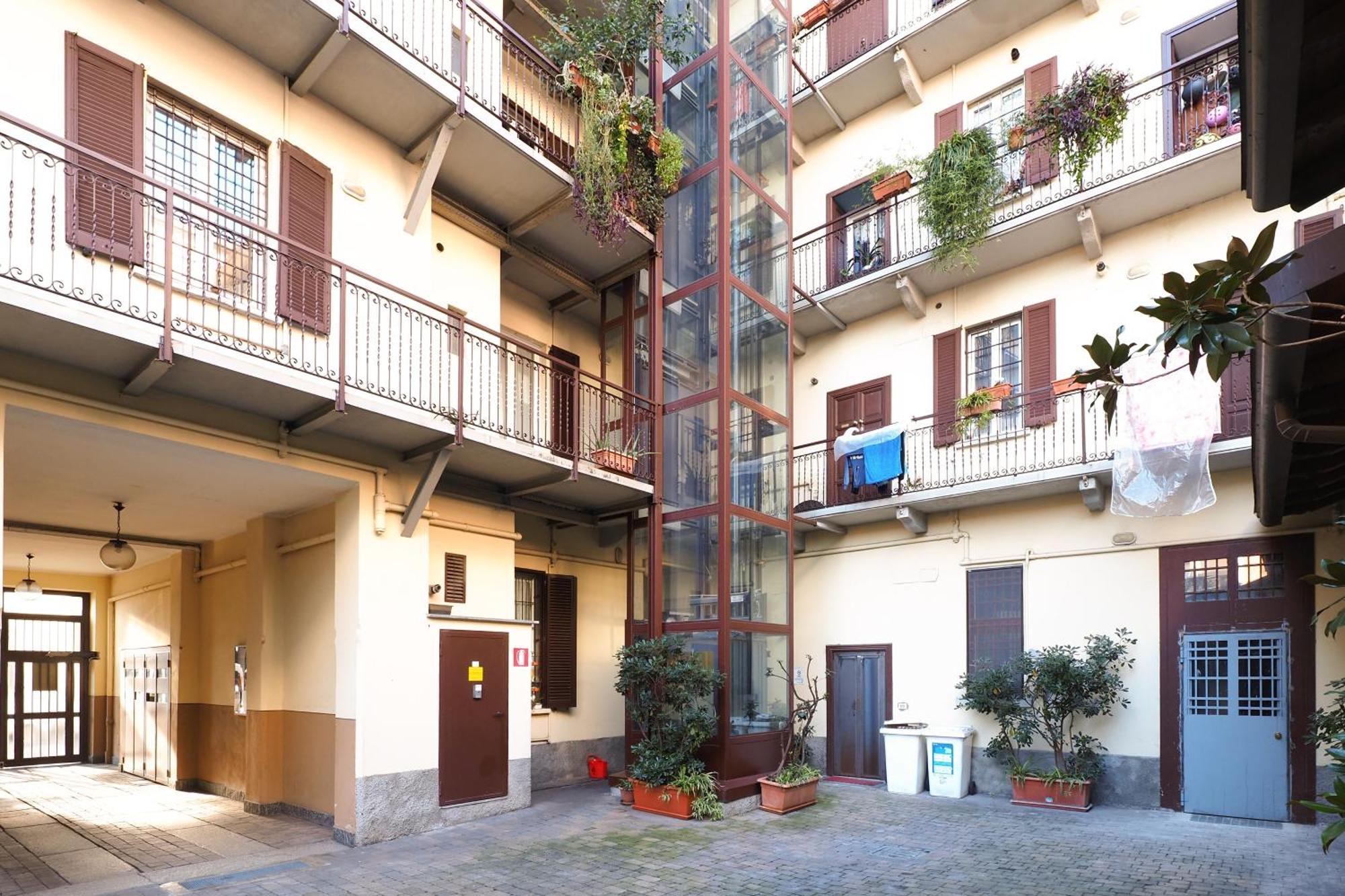 Appartamento Primopiano - Russo Milano