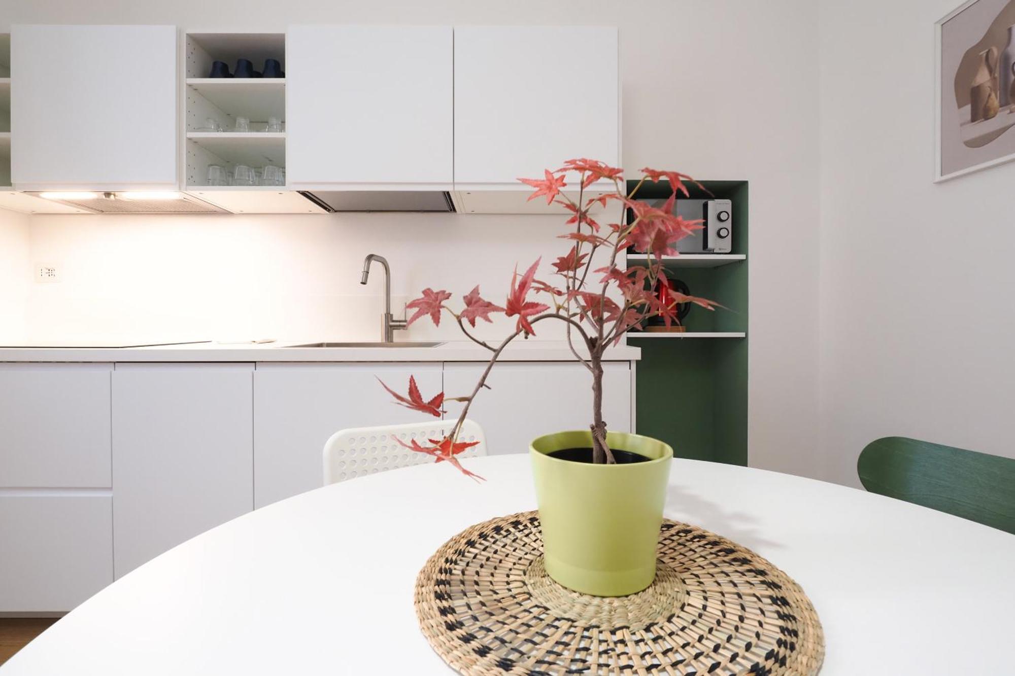 Appartamento Primopiano - Russo Milano