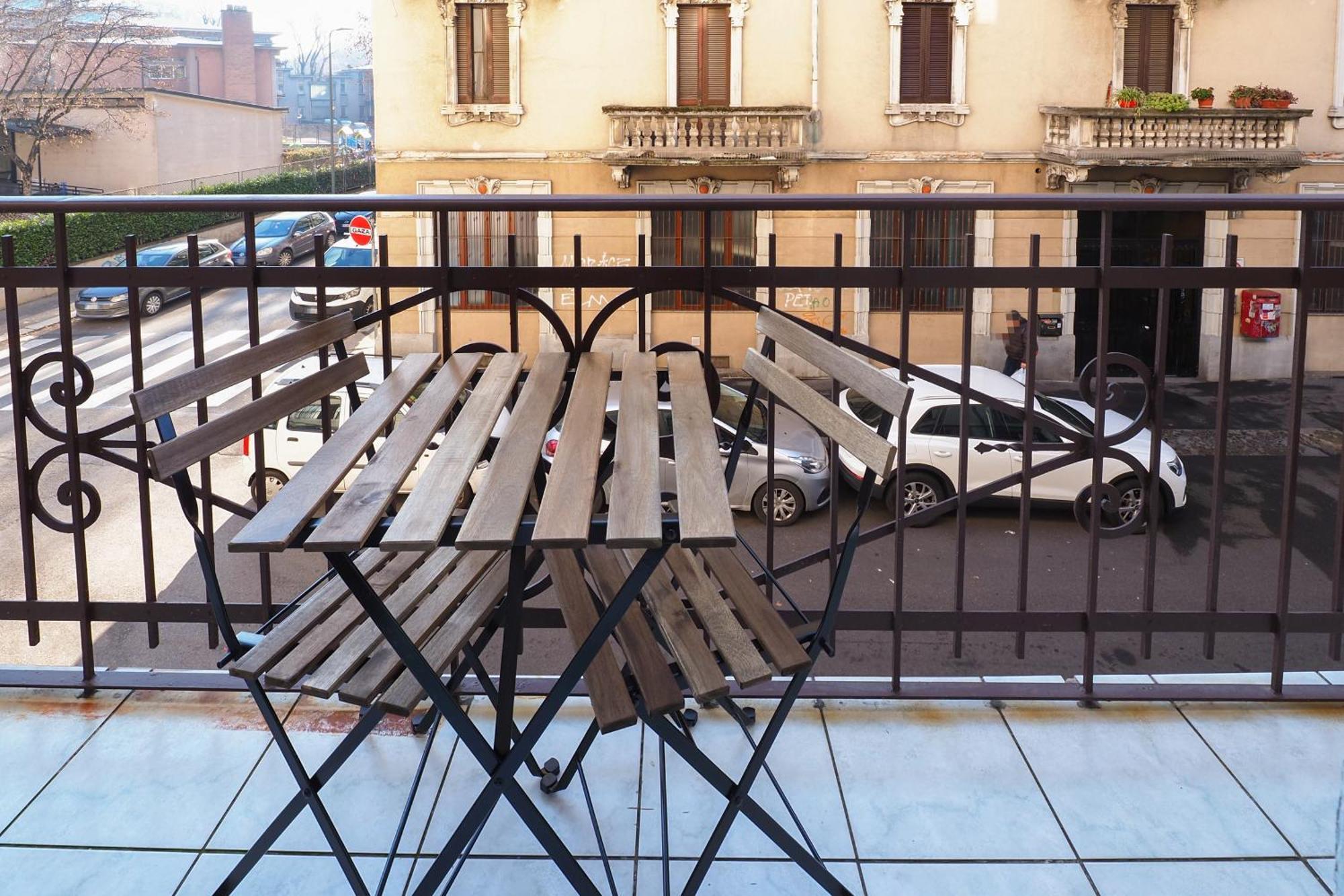 Appartamento Primopiano - Russo Milano